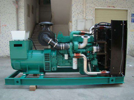 新兴1100kw康明斯柴油发电机组图片 新兴1100kw康明斯柴油发电机组图片